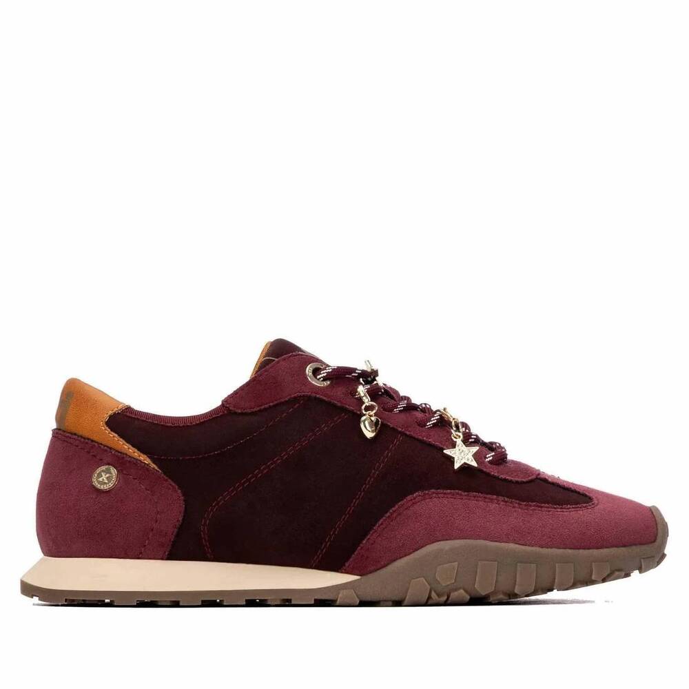 NEW XTI women's casual lace- up sneakers in burgundy